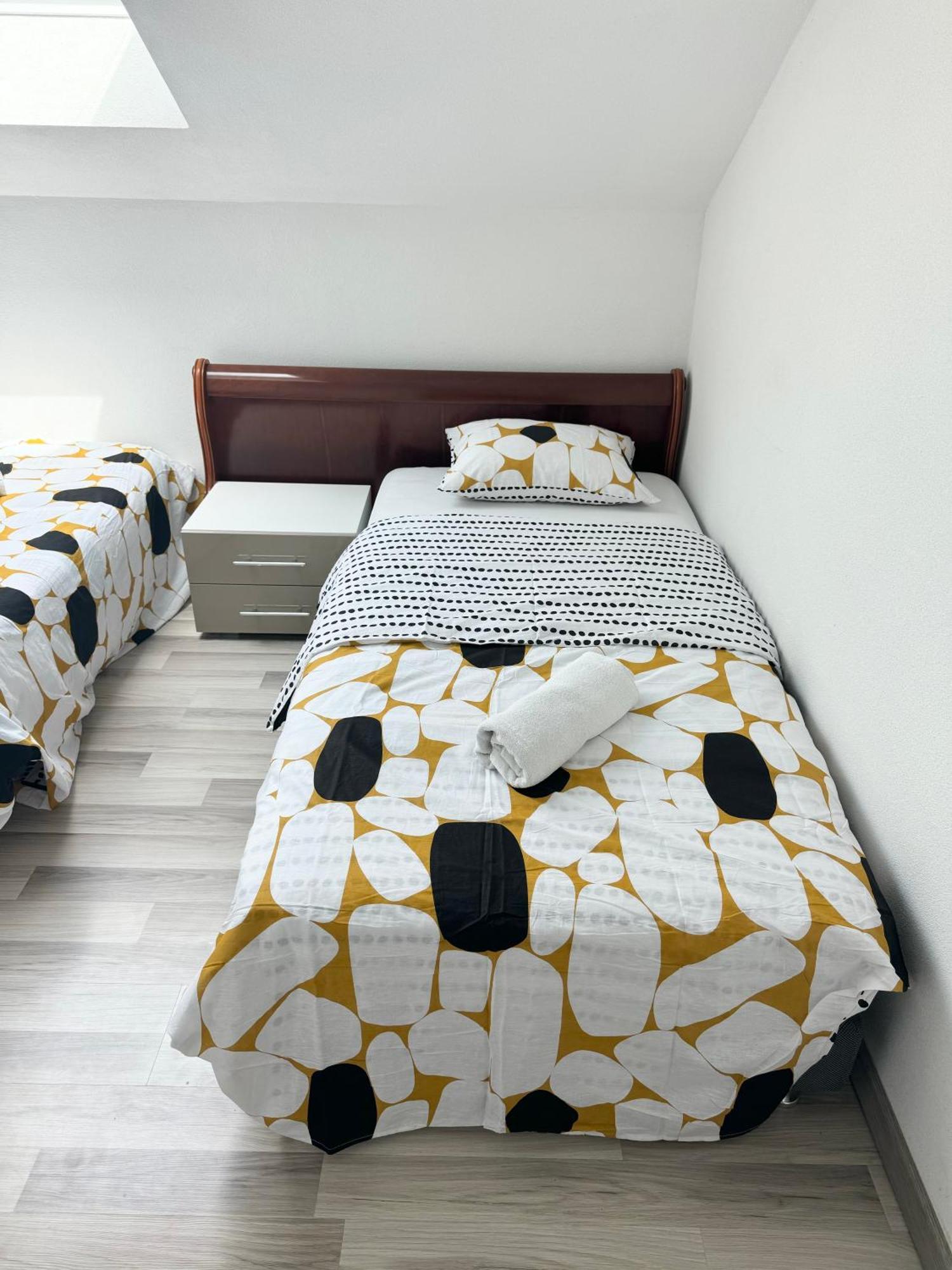 Appartement Bes,, Attique Neuf Avec Confort Wittenheim Esterno foto